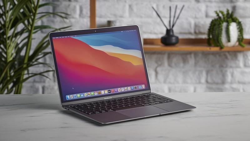 Bạn sẽ tiết kiệm kha khá khi mua MacBook cũ