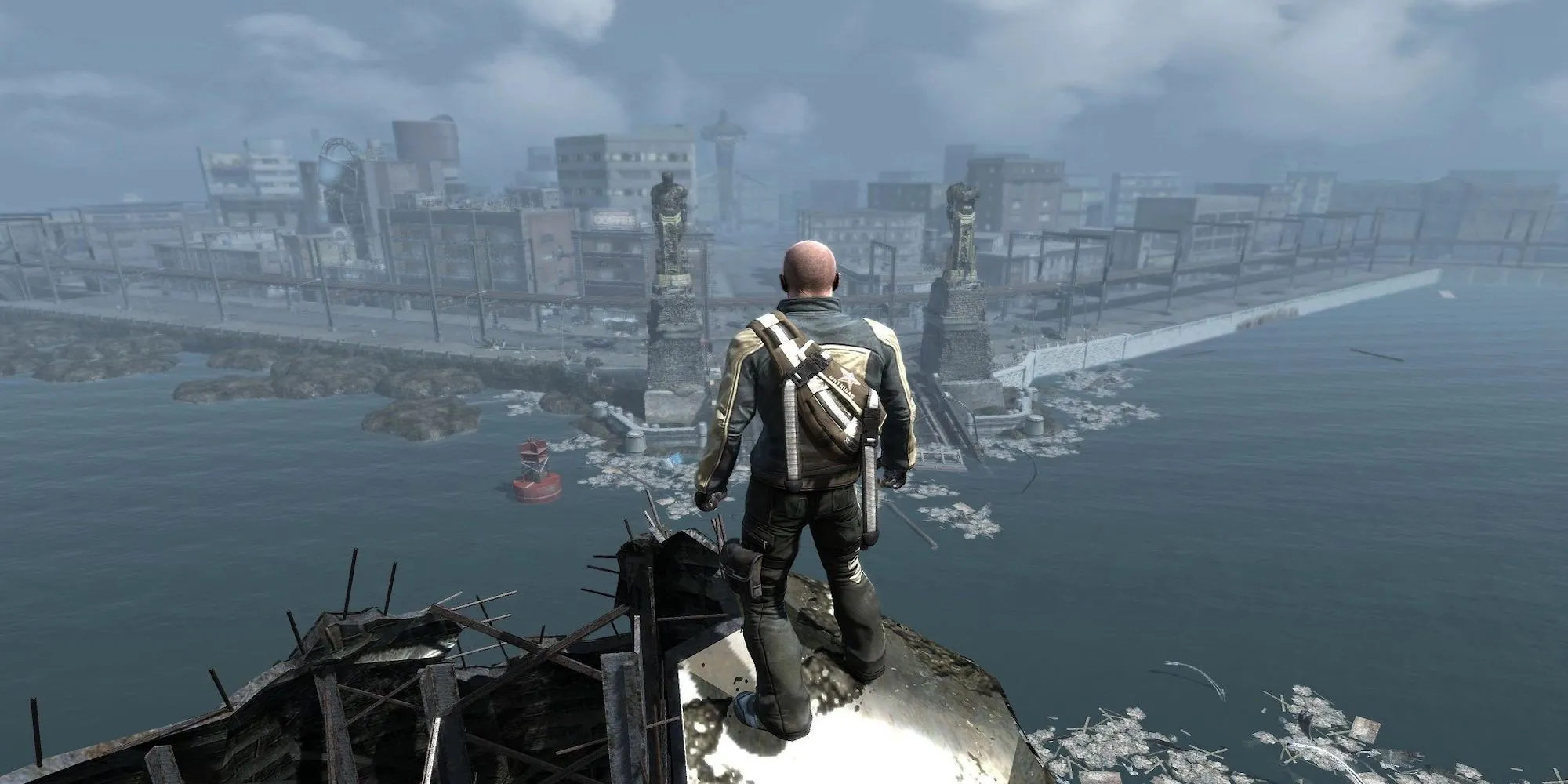 Cole MacGrath nhìn xuống thành phố Empire City trong game Infamous