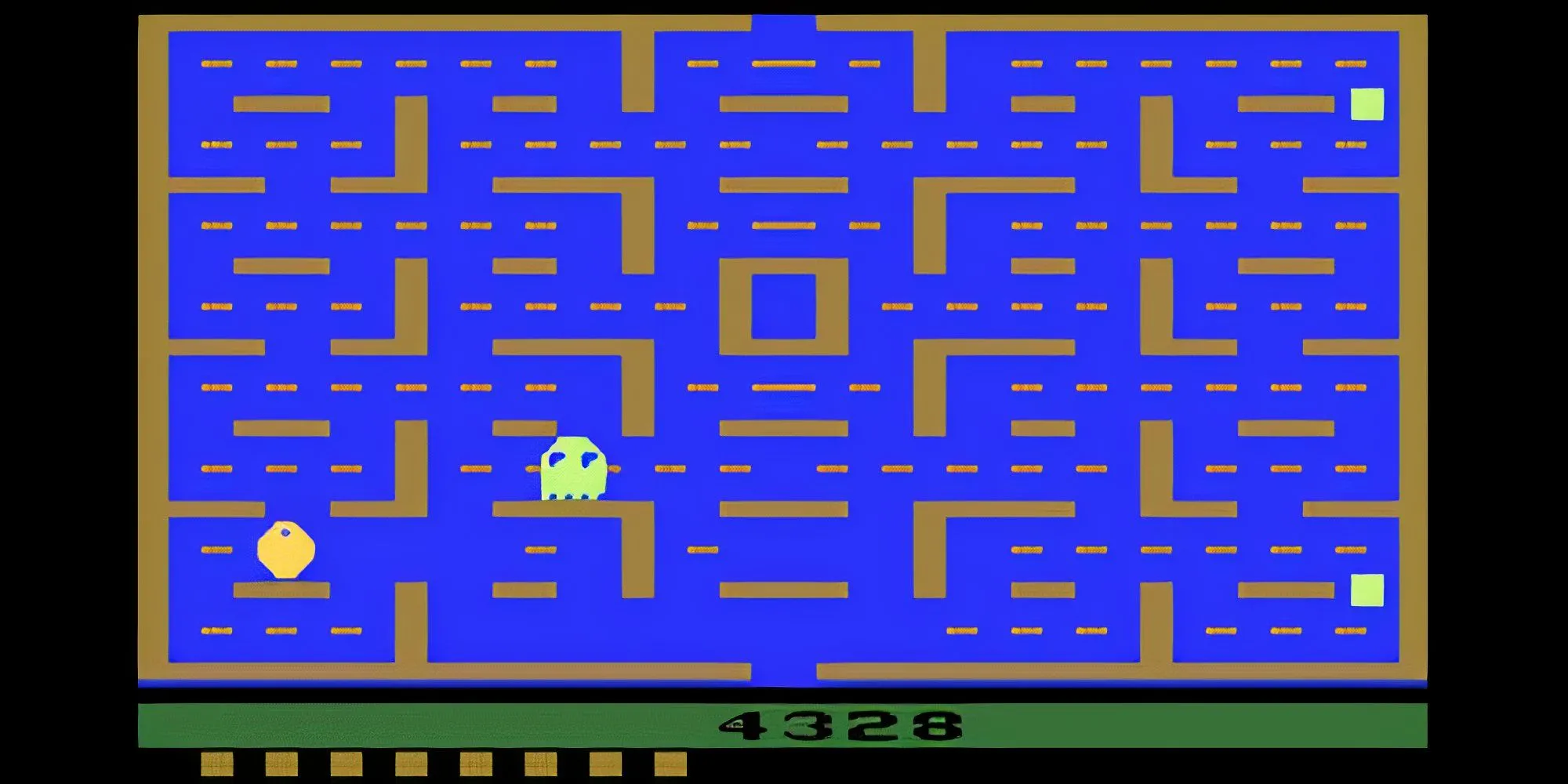 Gameplay của Pac-Man trên hệ máy Atari 2600 với đồ họa đơn giản