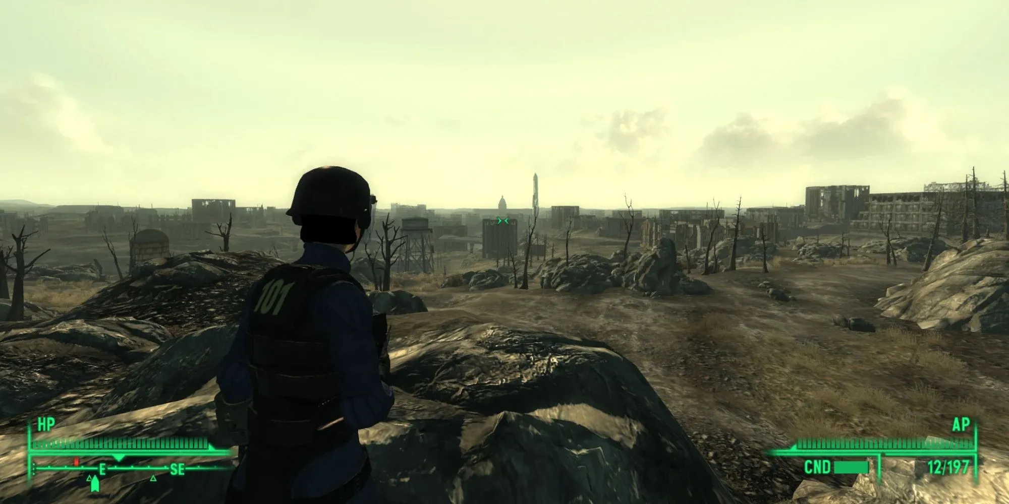 Nhân vật trong Fallout 3 đứng giữa vùng đất hoang tàn sau thảm họa hạt nhân