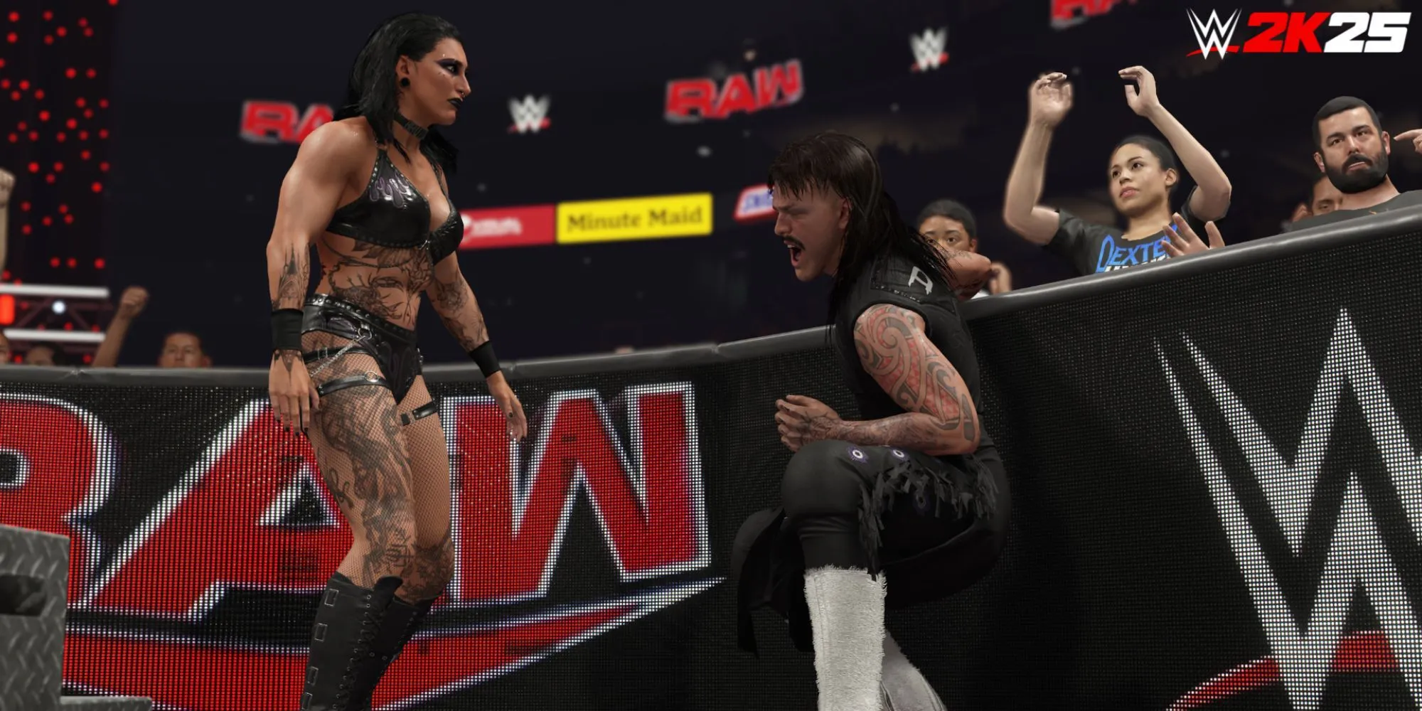 Rhea Ripley và Dominik Mysterio trong một khoảnh khắc căng thẳng của trận đấu WWE 2K25