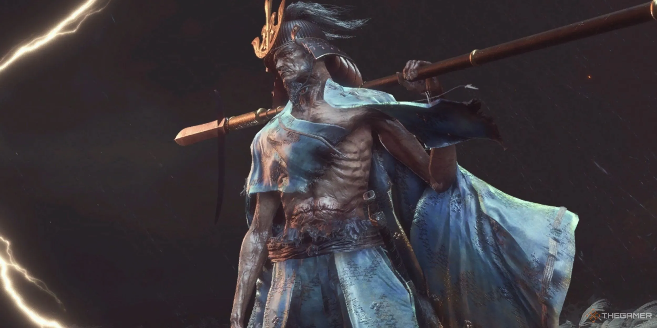 Kiếm Thánh Isshin trong Sekiro cầm ngọn giáo, đại diện cho những thử thách cuối cùng để đạt được thành tựu và danh hiệu trong game.
