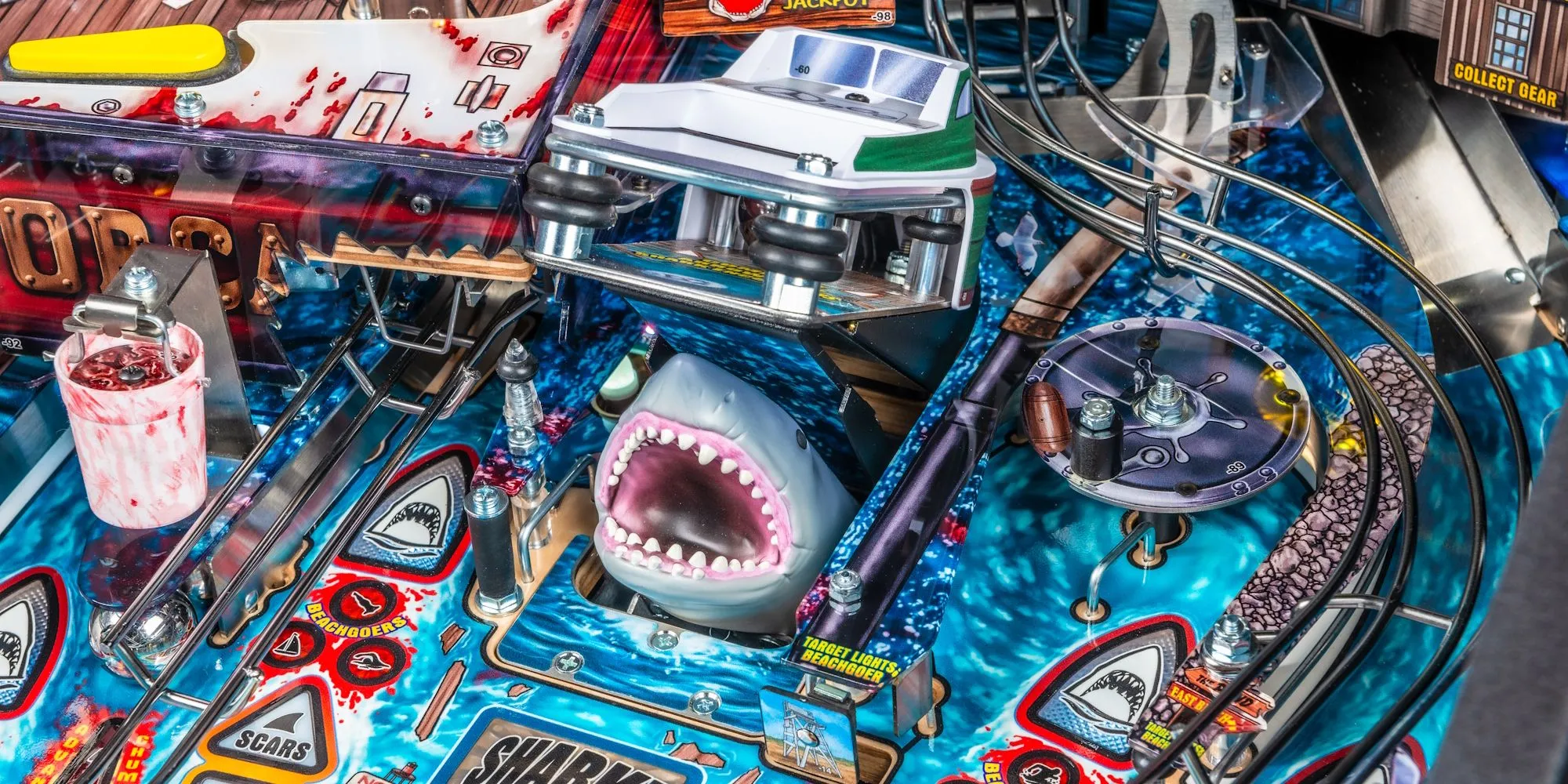 Máy bắn bi Jaws phiên bản kỷ niệm 50 năm của Stern Pinball