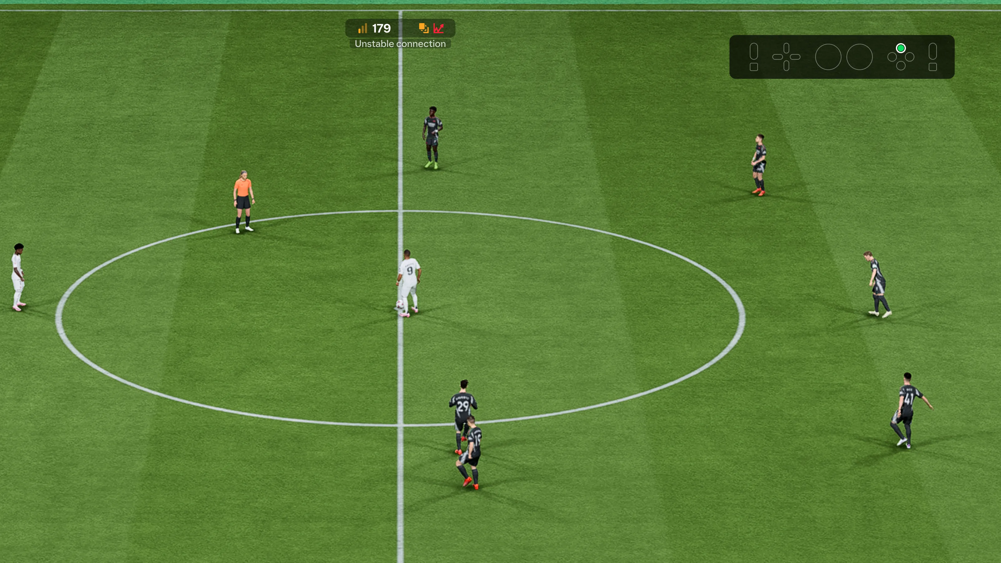 Thanh đo hiệu suất kết nối kém trong EA FC 26, minh họa vấn đề hiệu suất gameplay.